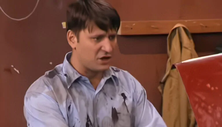 Момент из 31 серии 3 сезона
